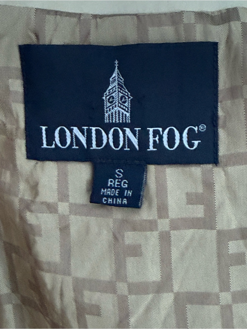 London Fog Khaki Trench Coat - Single-Breasted Detail - Picture 2 of 6